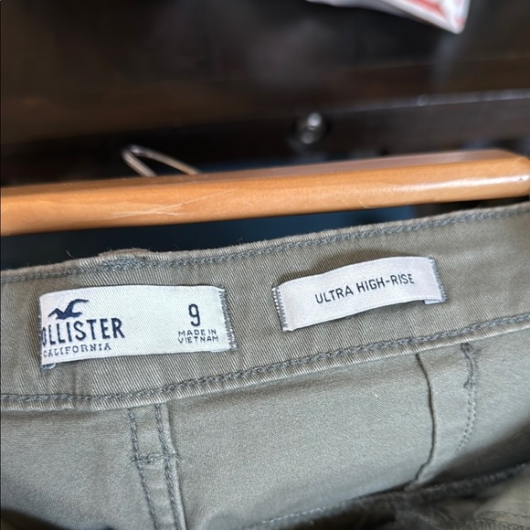 Army Green Cargo Skirt - Picture 4 of 4